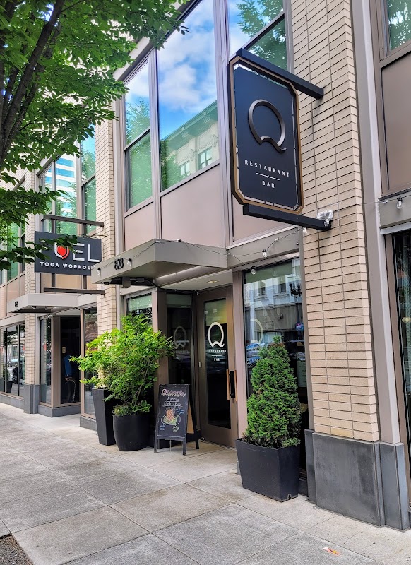 Q Restaurant & Bar
