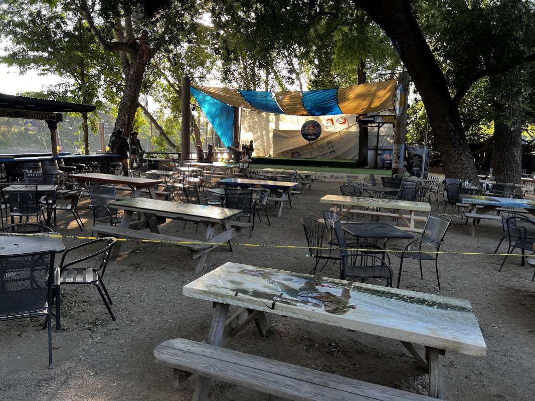Swabbies On The River Restaurant & Bar