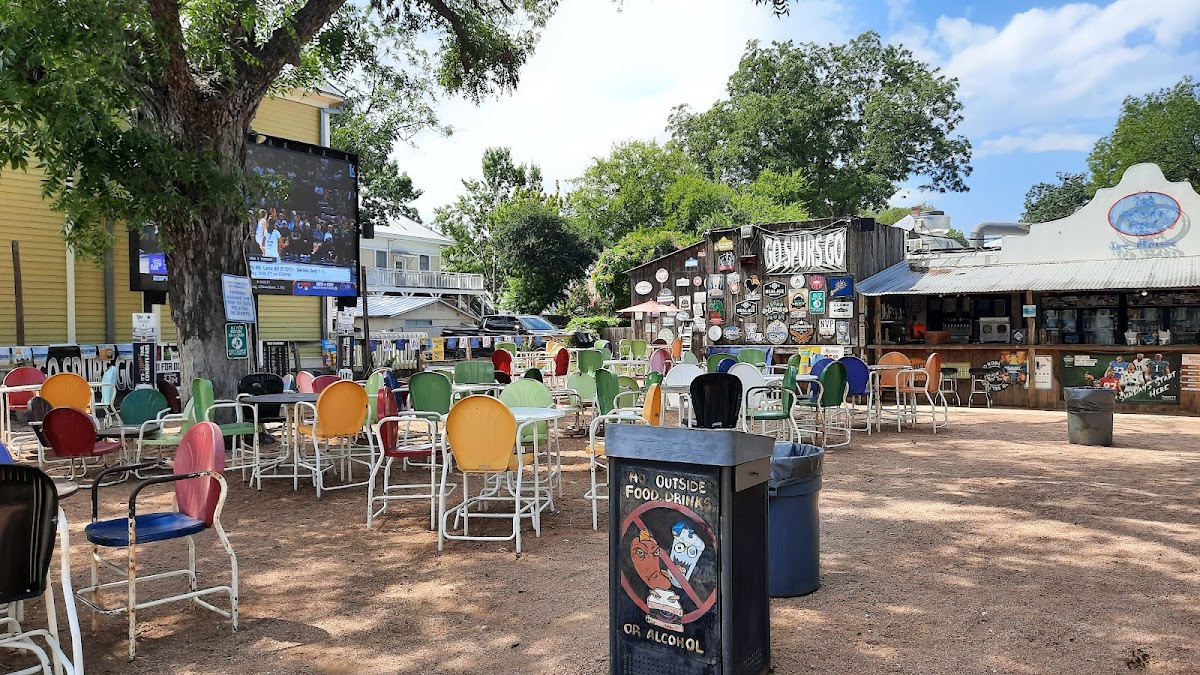 The Friendly Spot Ice House