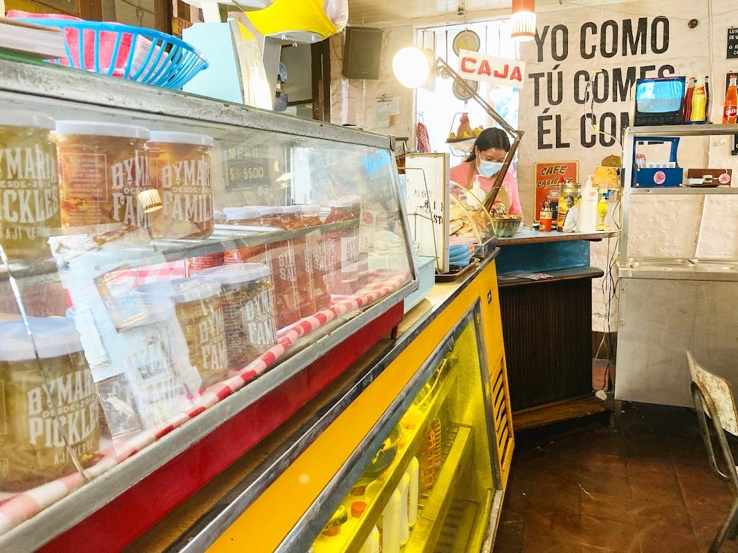 Hasta que te Encontré - LUGAR PARA COMER - RESTAURANT